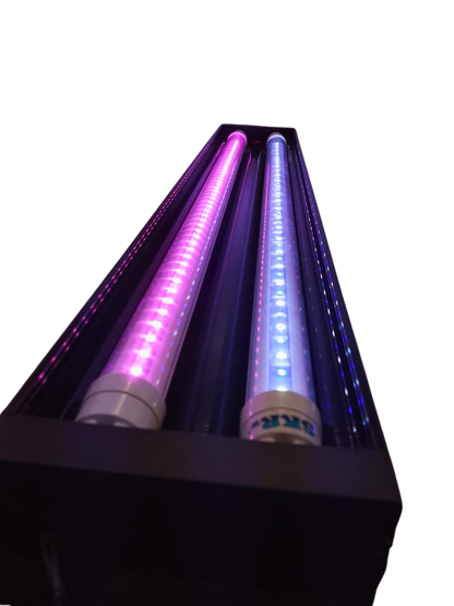 Luminária SKRw com 2 lampadas. azul e branca + rosa 70-85cm